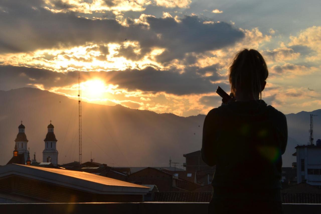 El Cafecito Hostel クエンカ エクステリア 写真